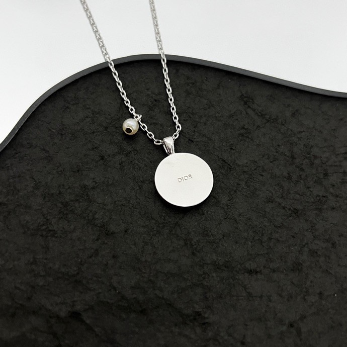 【DIOR】ネックレス、新しいネックレス万能シンプルファッションオーナメント  250301