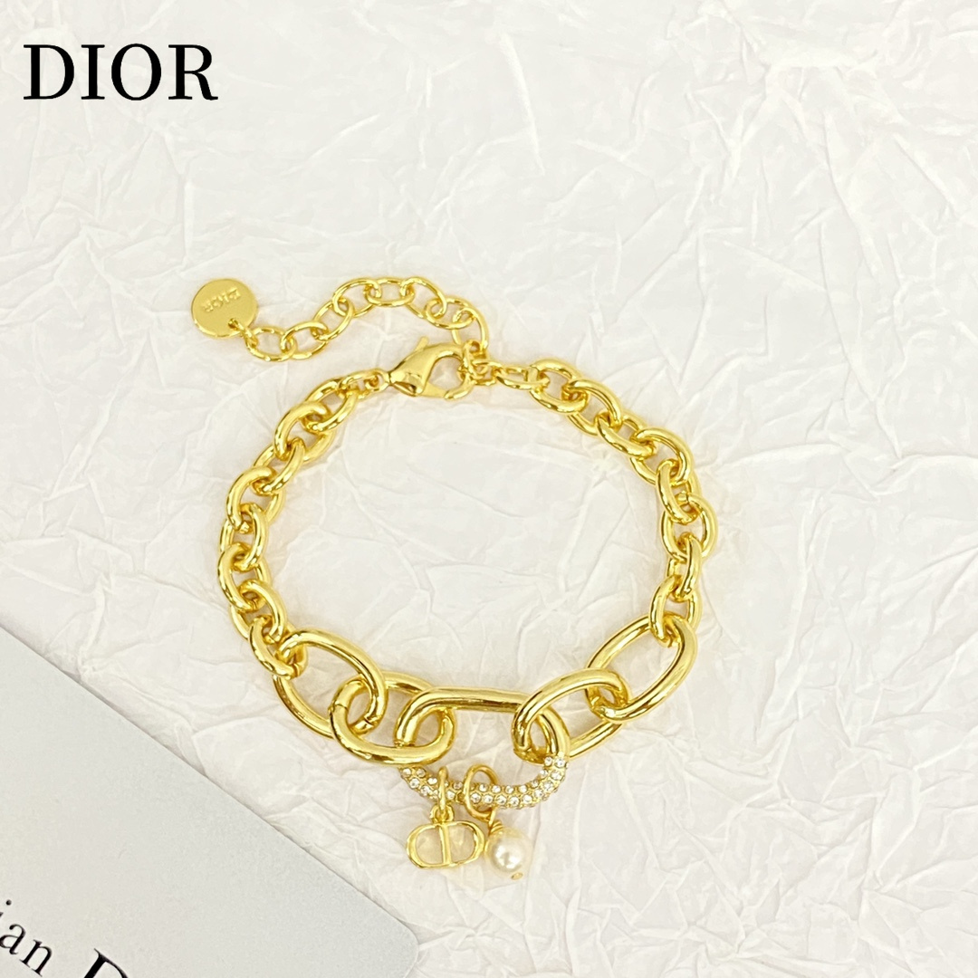 【DIOR】ブレスレット、ファッションシンプルなスタイル  250301