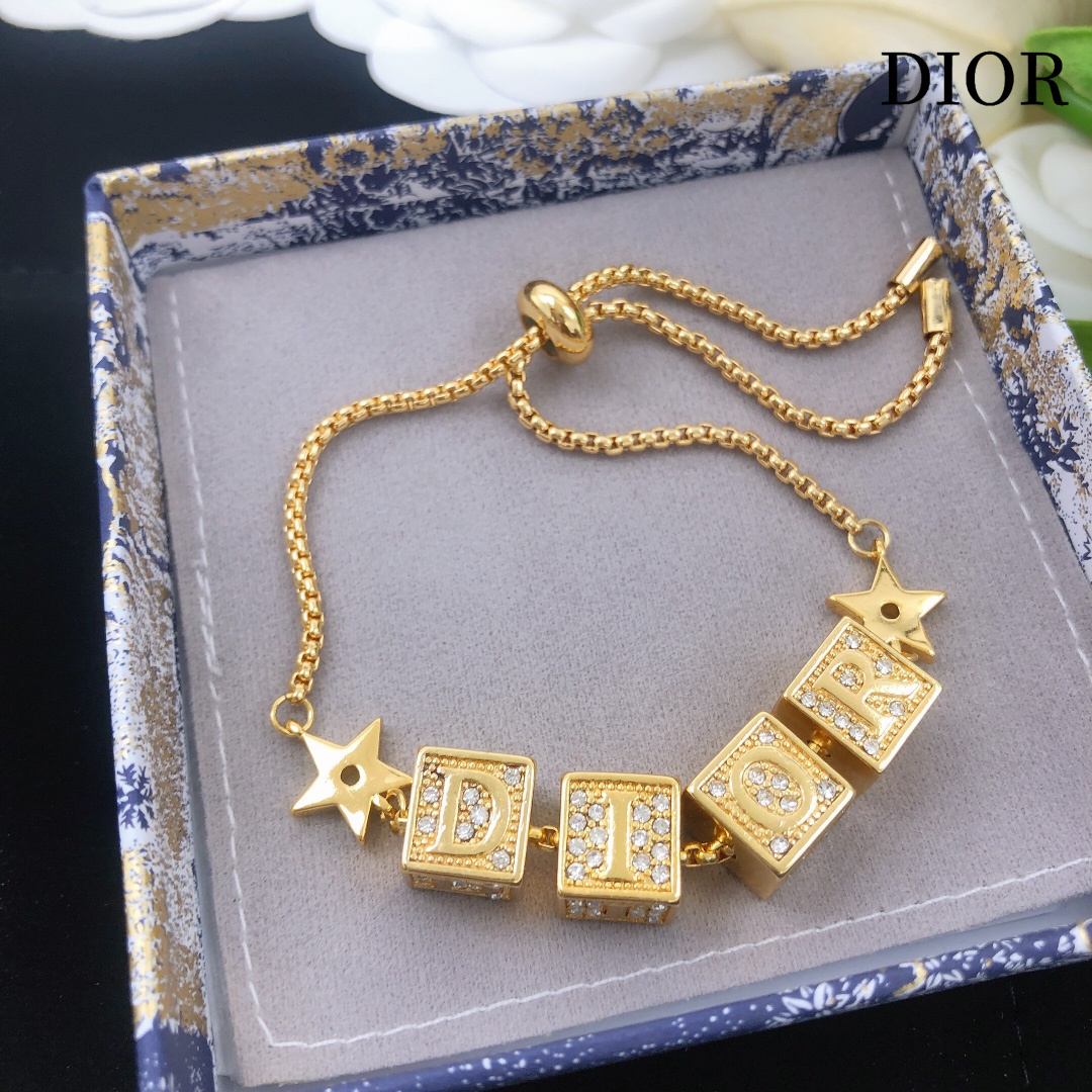 【DIOR】ブレスレット、ファッションシンプルなスタイル  250301