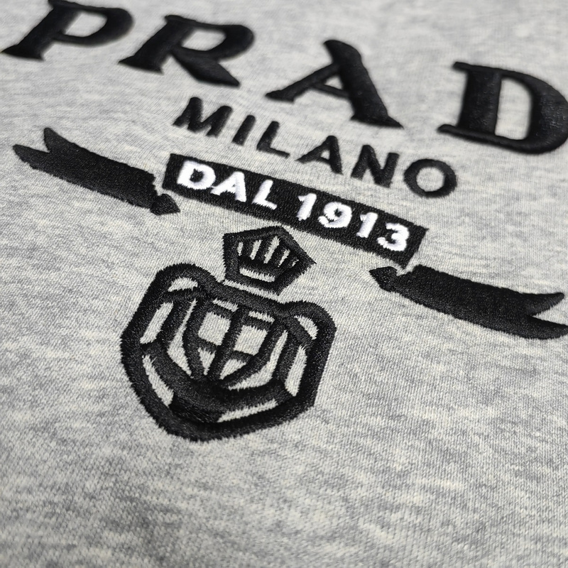 【Prada】( プラダ ) 男女兼用、ご好評に付き再入荷！