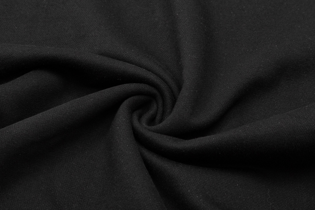 【GUCCI  公式旗艦店】グッチ  パーカー スウェットご好評に付き再入荷！250110