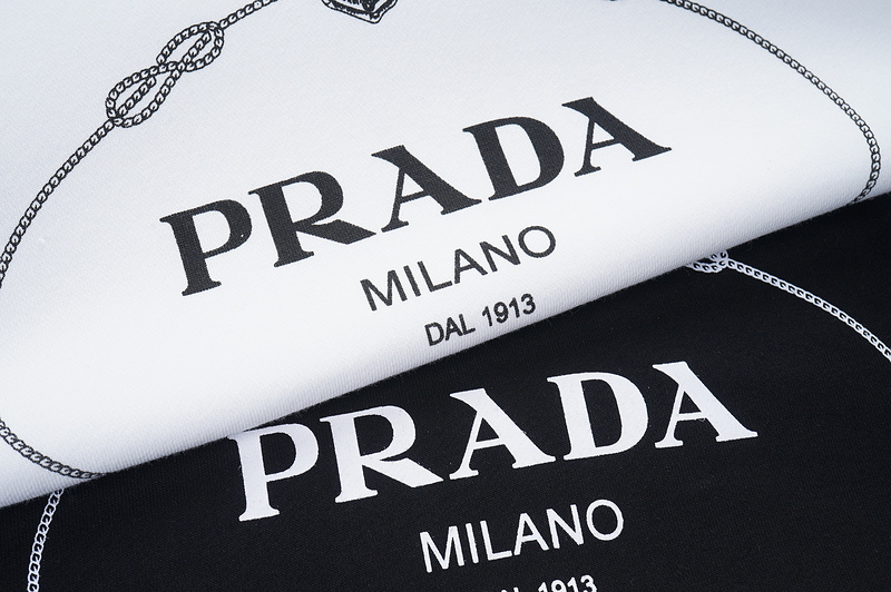 【Prada】( プラダ ) 男女兼用、ご好評に付き再入荷！