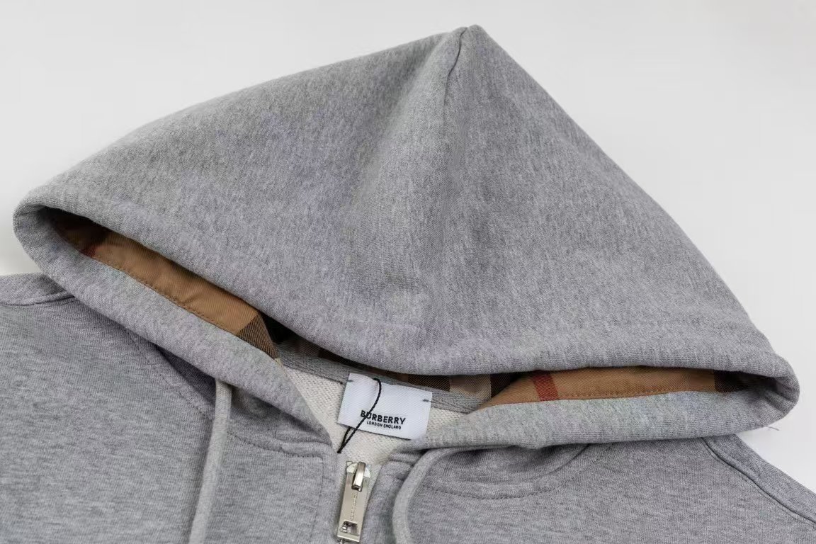 【BURBERRY 公式旗艦店】バーバリー パーカースウェットご好評に付き再入荷！