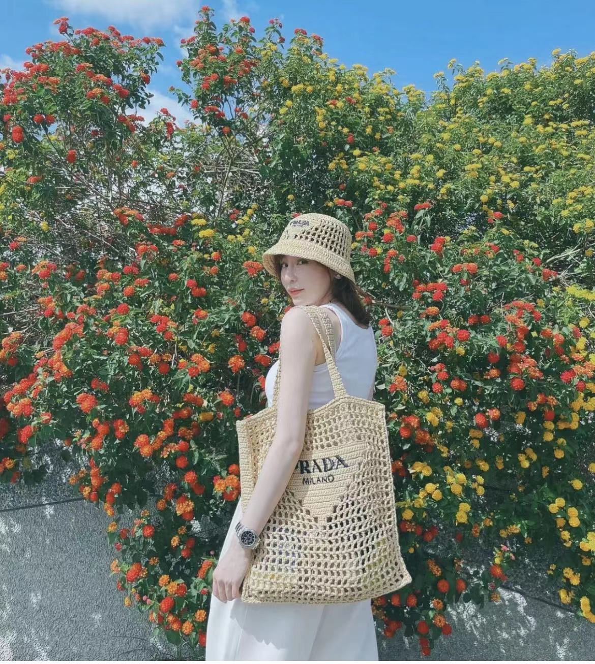 【2024】PRAD/A夏のくり抜きラフィアトルテバッグ、海辺の休日ストローバッグ【50%OFF送料無料】