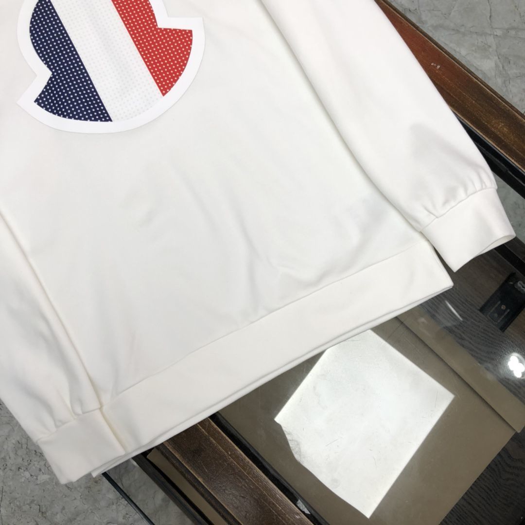 【MONCLER】モンクレール スウェットシャツ 男女兼用、ご好評に付き再入荷！