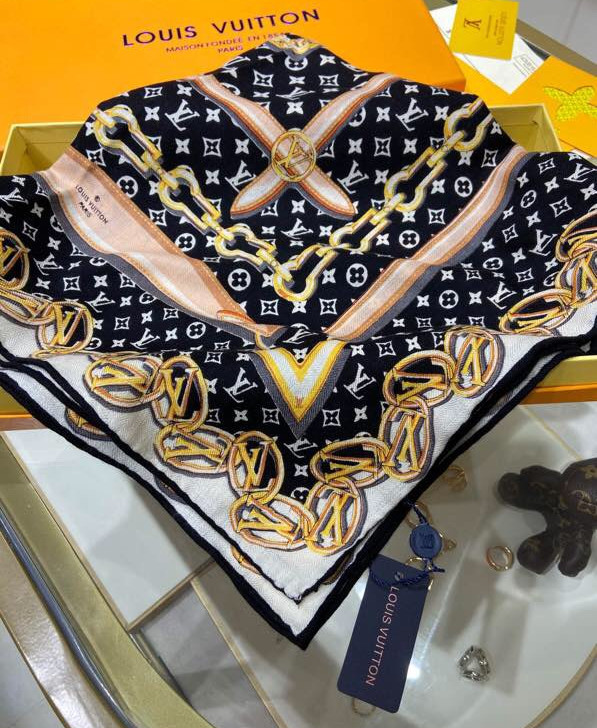 【2024】【LV Louis Vuitton ルイ·ヴィトン】オートクチュール ファッション トランジショナル カラー ロング ビアード スカーフ140*140CM