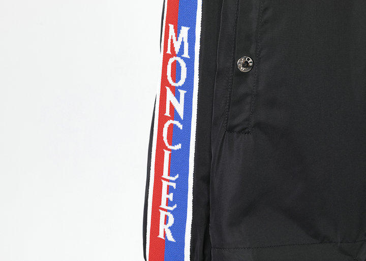 【GUCCI  公式旗艦店】グッチ  ジャケット着好評に付き再入荷！