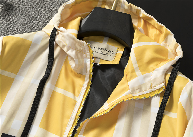 【BURBERRY 公式旗艦店】バーバリー  ジャケット着好評に付き再入荷！