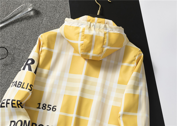 【BURBERRY 公式旗艦店】バーバリー  ジャケット着好評に付き再入荷！