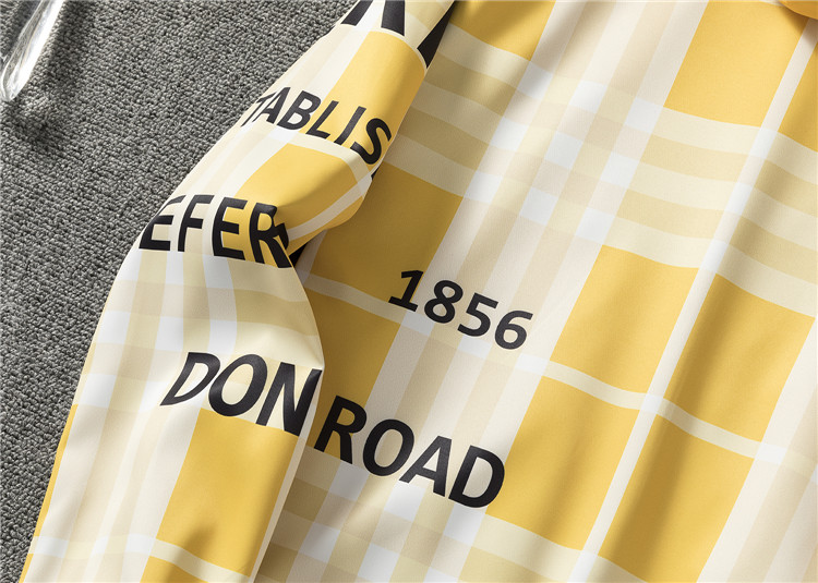 【BURBERRY 公式旗艦店】バーバリー  ジャケット着好評に付き再入荷！