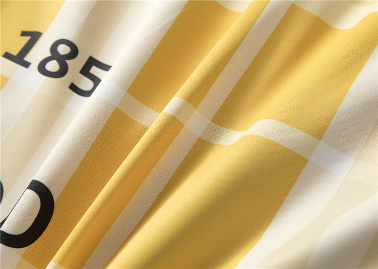 【BURBERRY 公式旗艦店】バーバリー  ジャケット着好評に付き再入荷！