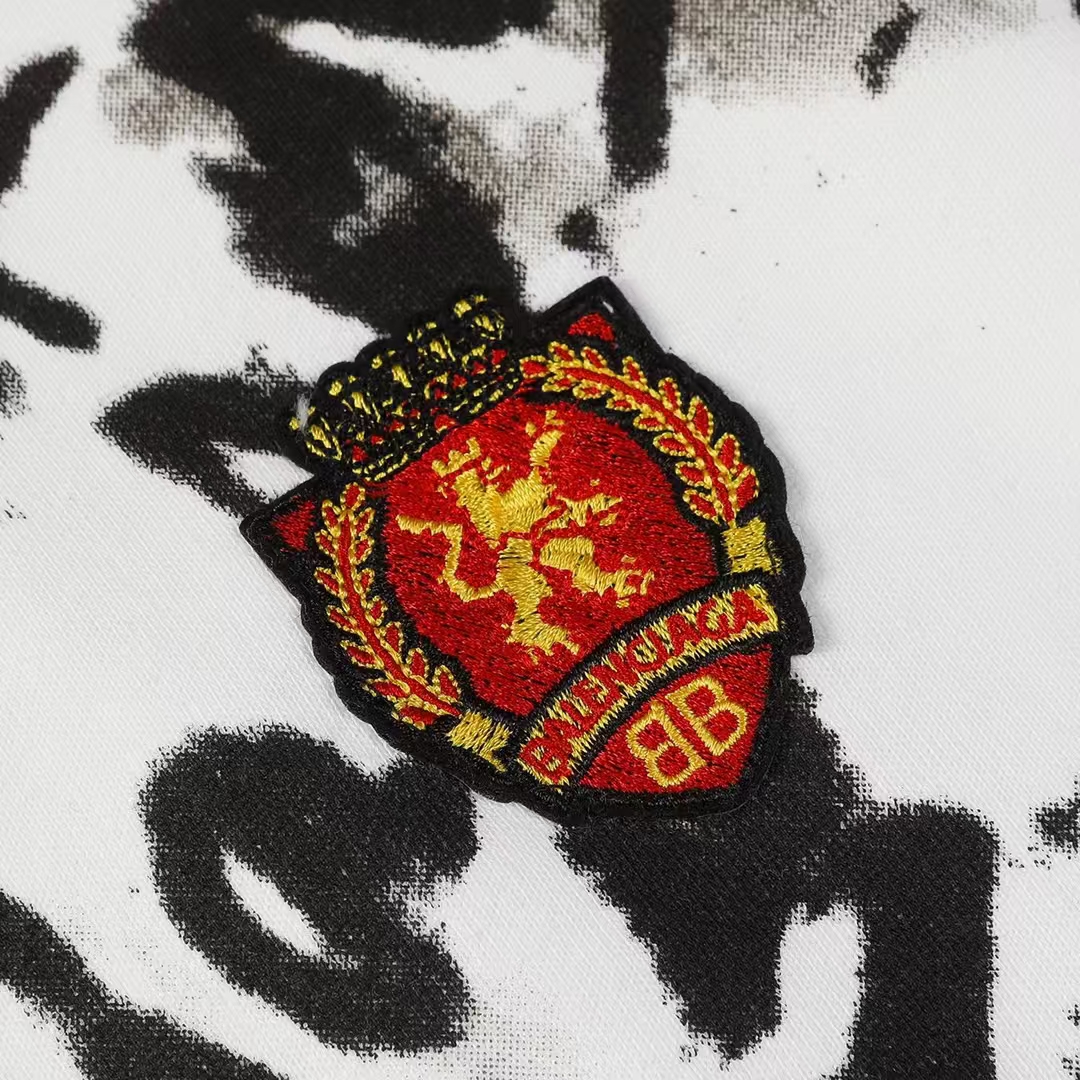 【BALENCIAGA  公式旗艦店】バレンシアガ   野球着 ジャケット着 好評に付き再入荷！241028