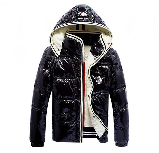 Moncler (モンクレール)  ダウンジャケット