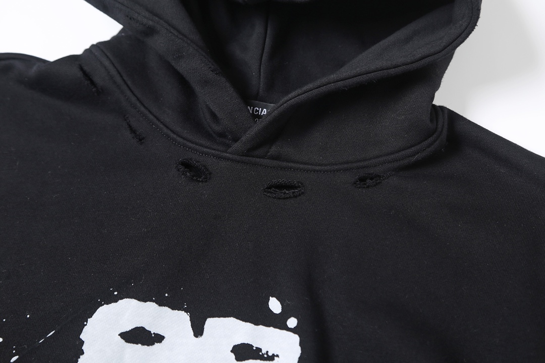 【BALENCIAGA  公式旗艦店】バレンシアガ  パーカー スウェットご好評に付き再入荷！