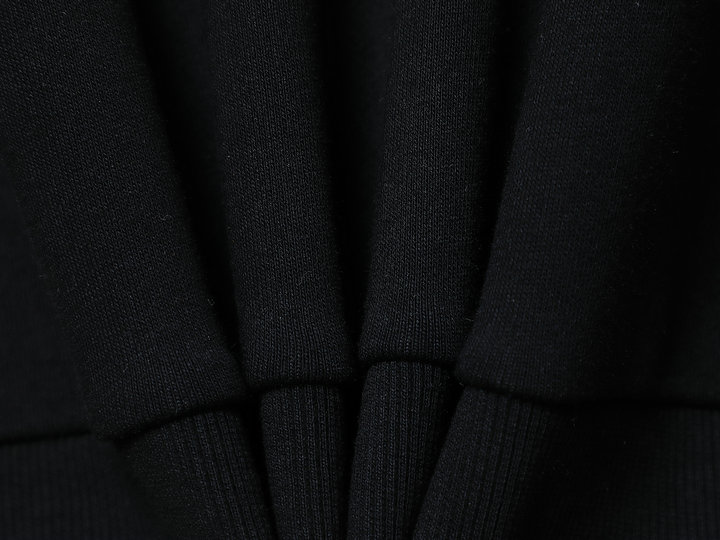 【2024】【MONCLER】モンクレール スウェットシャツ 男女兼用【即日出荷】