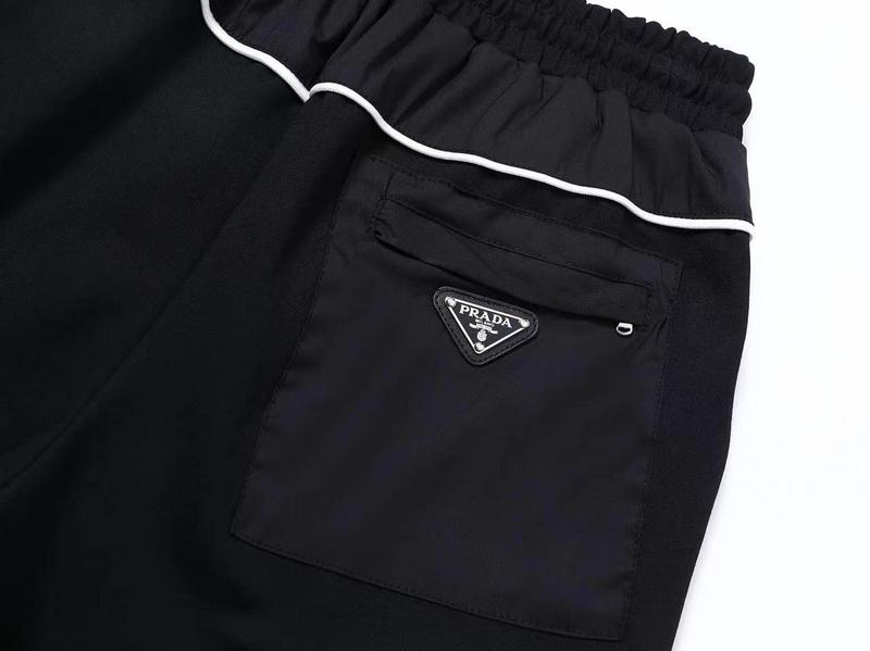 【Prada】( プラダ ) 男女兼用、ご好評に付き再入荷！