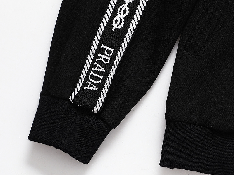 【Prada】( プラダ ) 男女兼用、ご好評に付き再入荷！