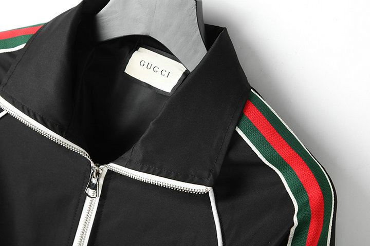 【GUCCI  公式旗艦店】グッチ  ジャケット着好評に付き再入荷！