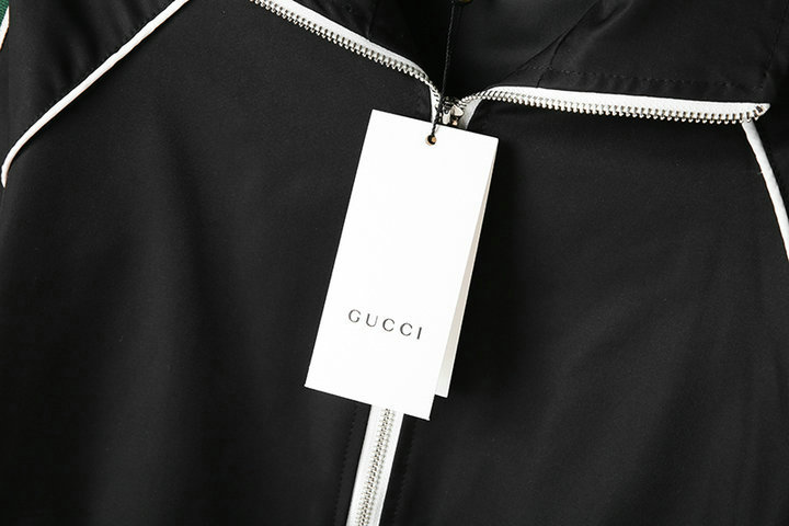 【GUCCI  公式旗艦店】グッチ  ジャケット着好評に付き再入荷！