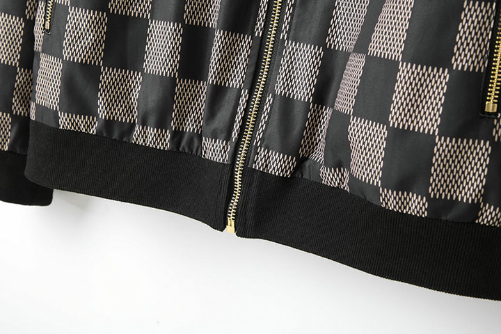 【LOUIS VUITTON  公式旗艦店】ルイヴィトン ジャケット着好評に付き再入荷！