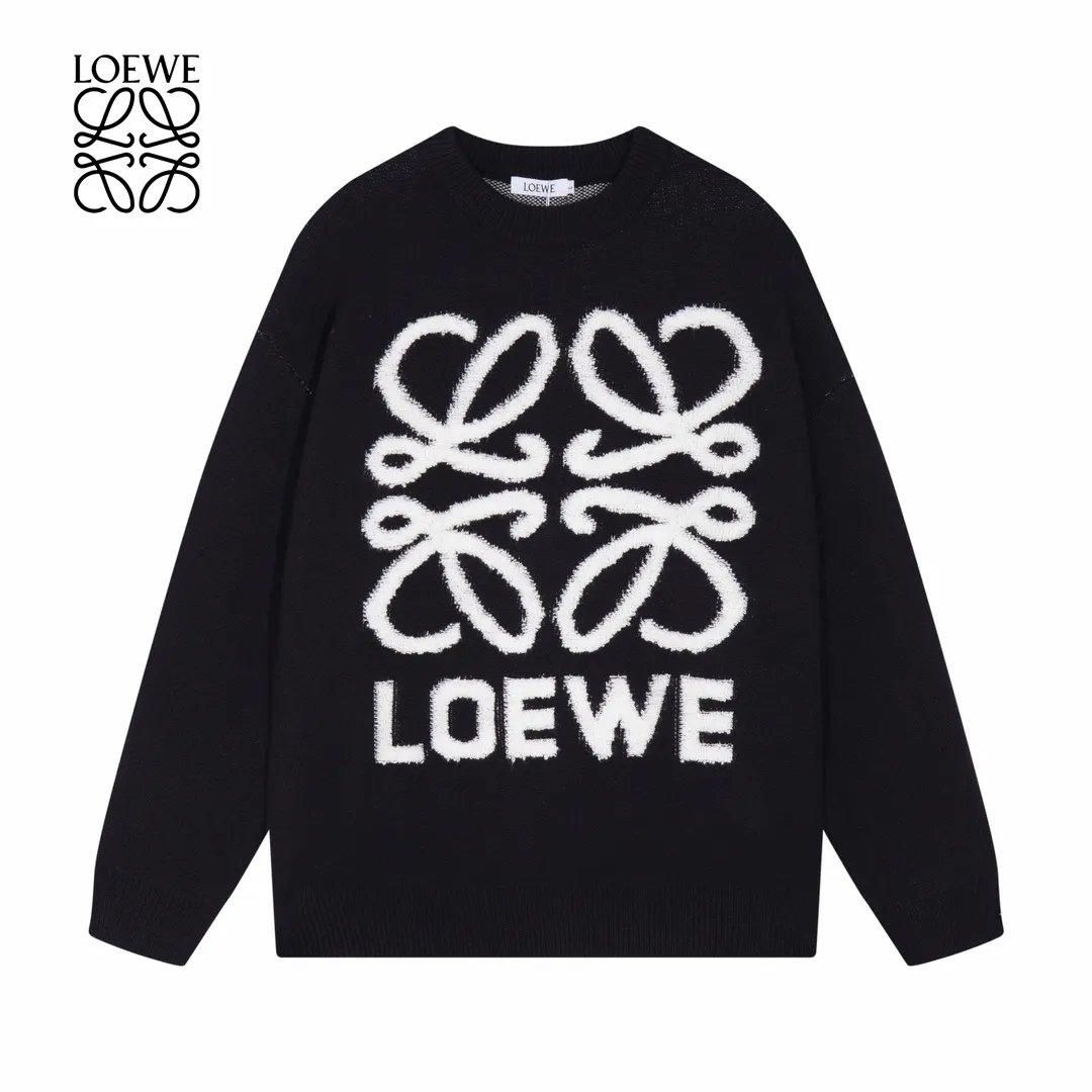 LOEWE セーター着