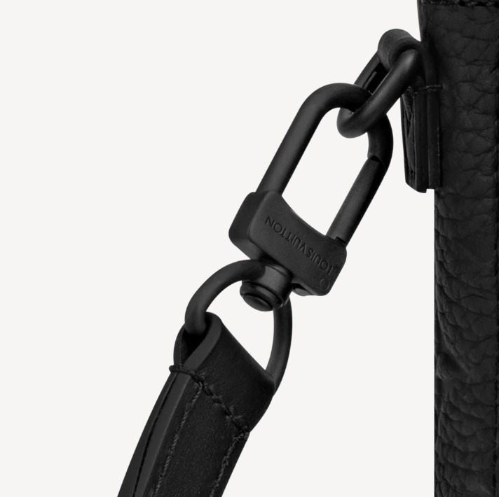 【LOUIS VUITTON 公式旗艦店】ルイヴィトン  斜めがけバッグ 当日出荷 好評に付き再入荷！12*19*7CM  240915