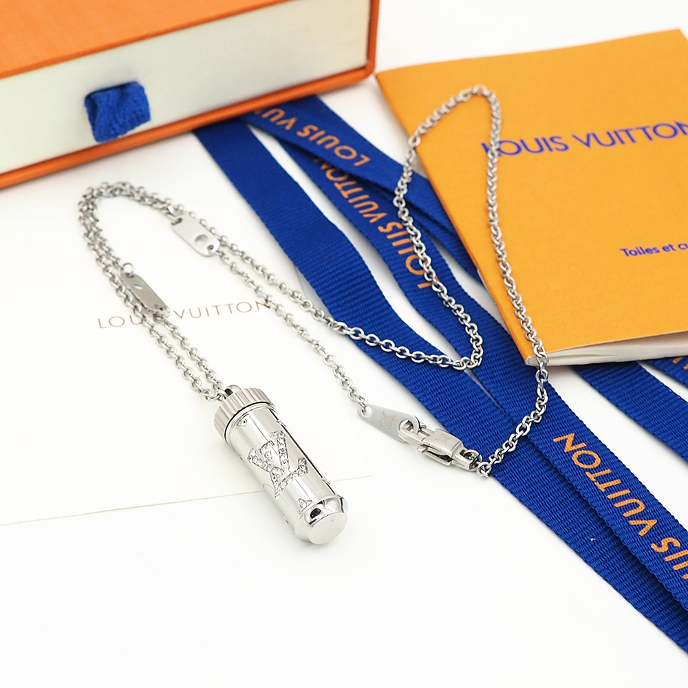 【LOUIS VUITTON】ネックレス、新しいネックレス万能シンプルファッションオーナメント 240813