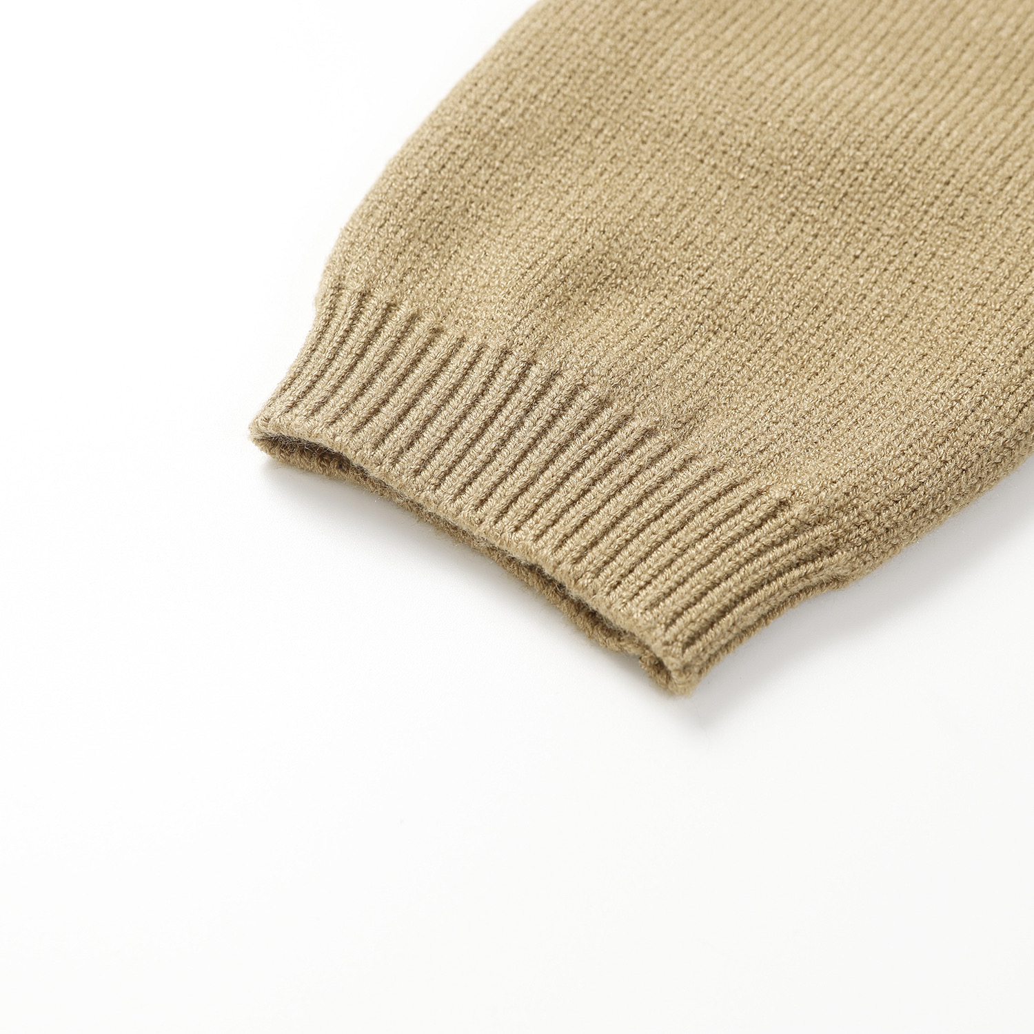 【GUCCI 公式旗艦店】グッチ  セーター好評に付き再入荷！ 241116