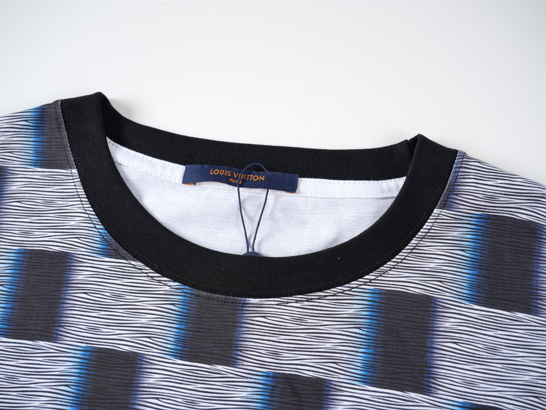 【LOUIS VUITTON 公式旗艦店】 ルイヴィトン  Tシャツ ご好評に付き再入荷！