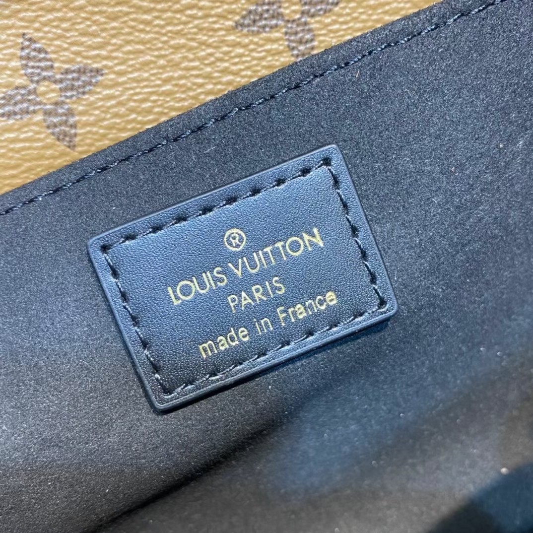 【LOUIS VUITTON 公式旗艦店】ルイヴィトン  斜めがけバッグ当日出荷 好評に付き再入荷！21.5*6*13.5CM