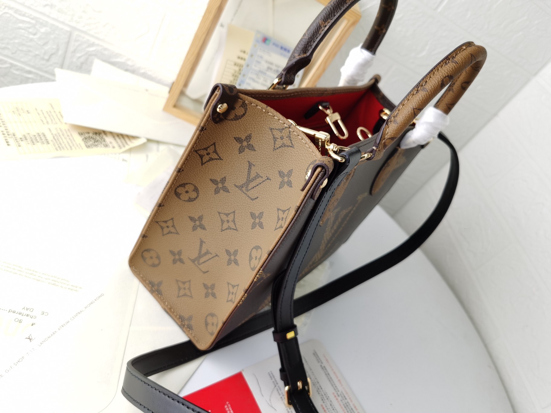 【LOUIS VUITTON 公式旗艦店】ルイヴィトン  斜めがけバッグ当日出荷 好評に付き再入荷！25CM