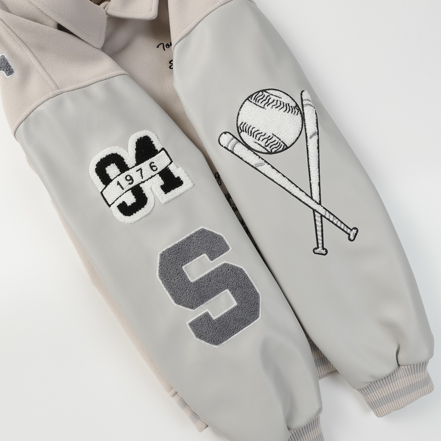 【LOUIS VUITTON  公式旗艦店】ルイヴィトン  ジャケット着 好評に付き再入荷！