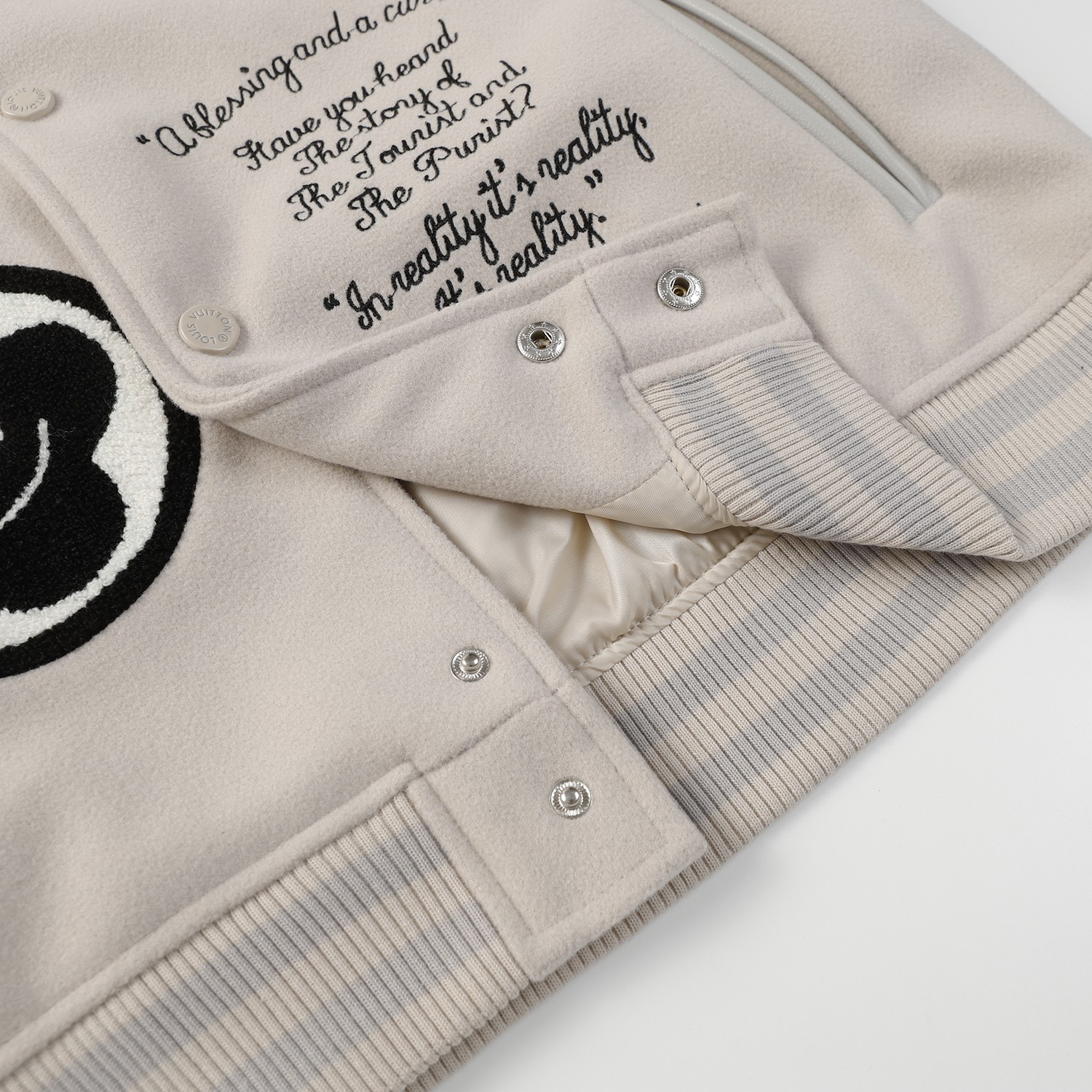 【LOUIS VUITTON  公式旗艦店】ルイヴィトン  ジャケット着 好評に付き再入荷！