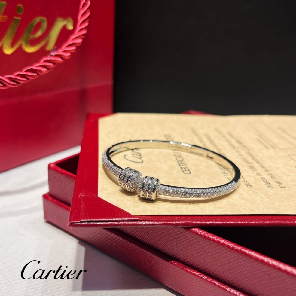 【CARTIER】ブレスレット、ファッションシンプルなスタイル
