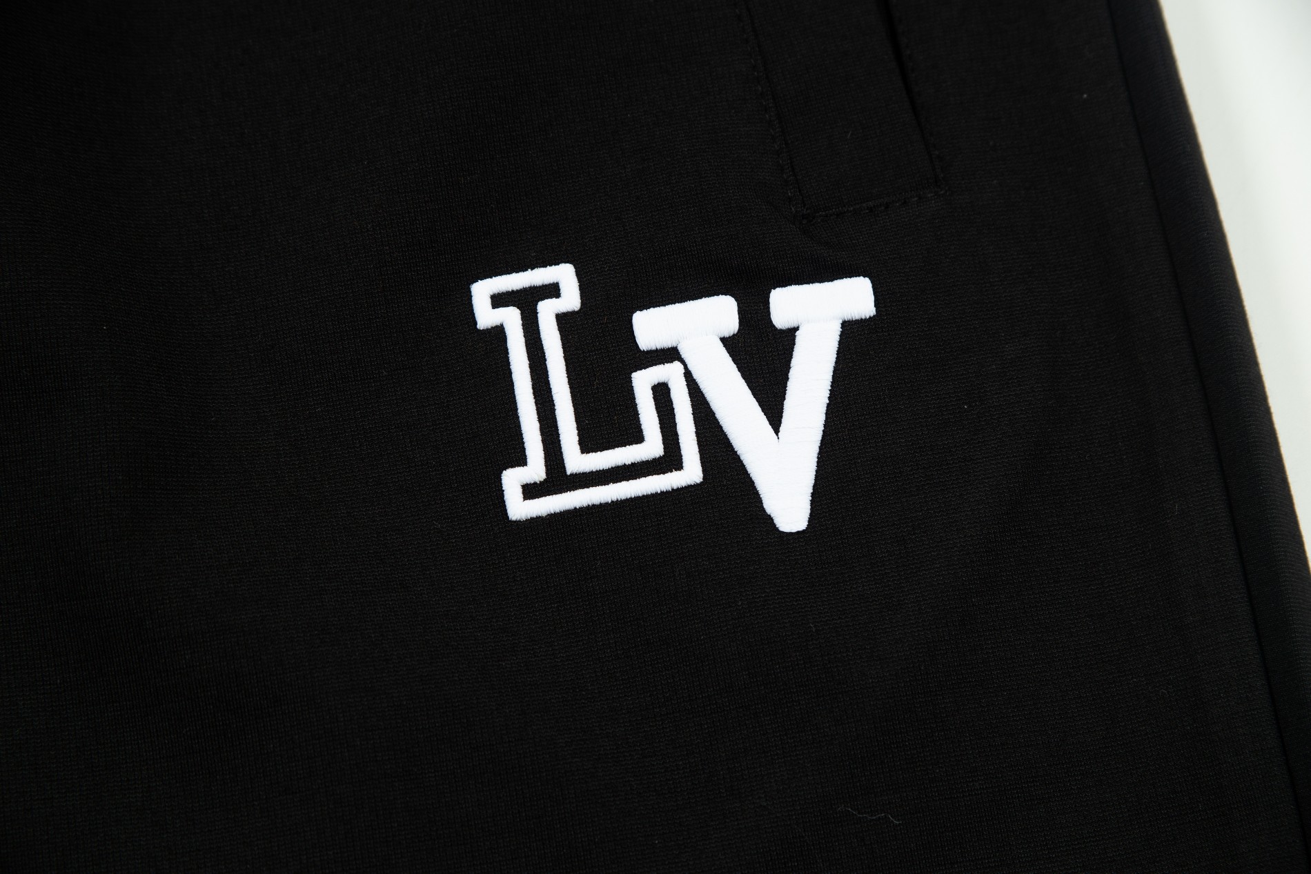 【LOUIS VUITTON  公式旗艦店】ルイヴィトン   ショートパンツ  ご好評に付き再入荷！