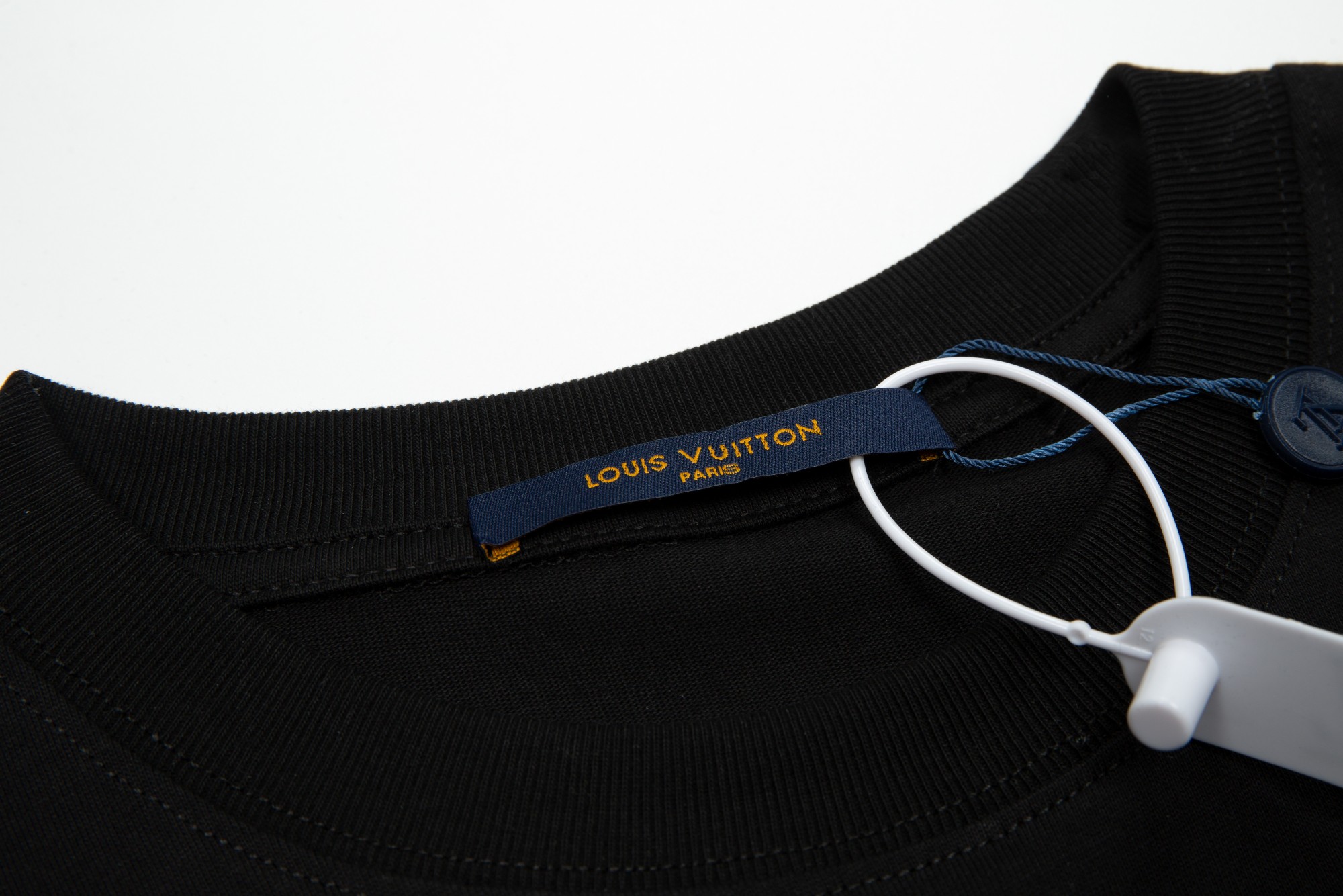 【LOUIS VUITTON 公式旗艦店】 ルイヴィトン  Tシャツ ご好評に付き再入荷！