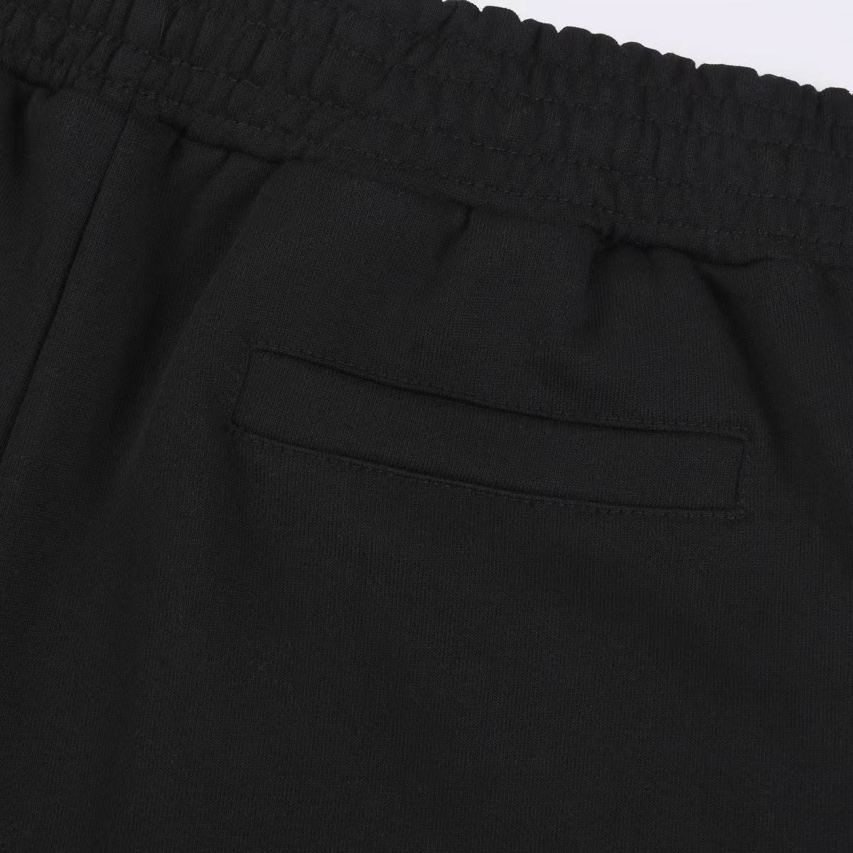 【GIVENCHY  公式旗艦店】ジバンシー ショートパンツご好評に付き再入荷 240803