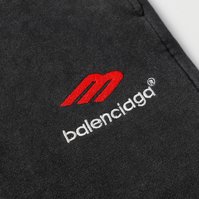 【BALENCIAGA  公式旗艦店】バレンシアガ  ショートパンツご好評に付き再入荷！