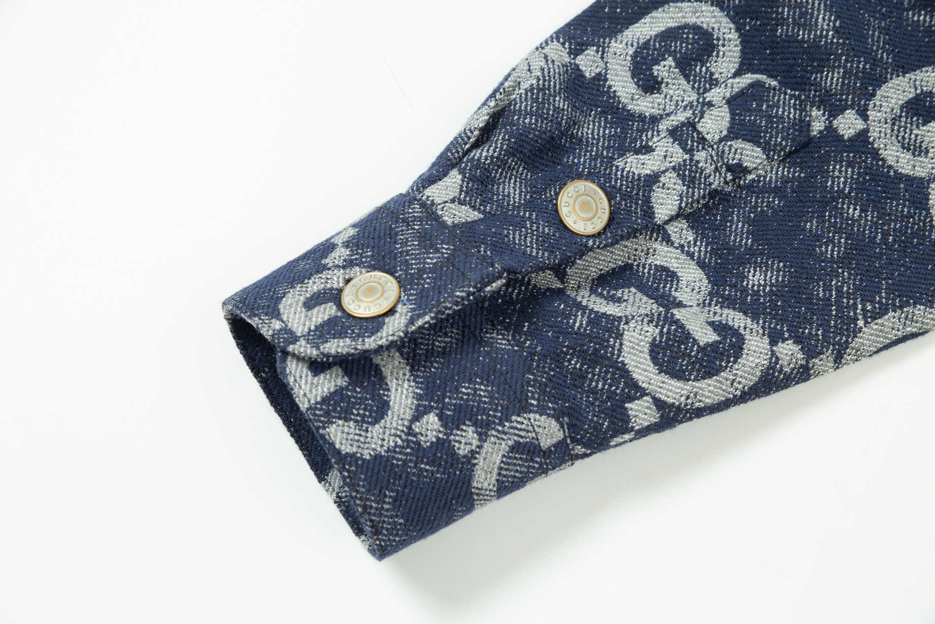 【GUCCI 公式旗艦店】グッチ  シャツ ご好評に付き再入荷 240716