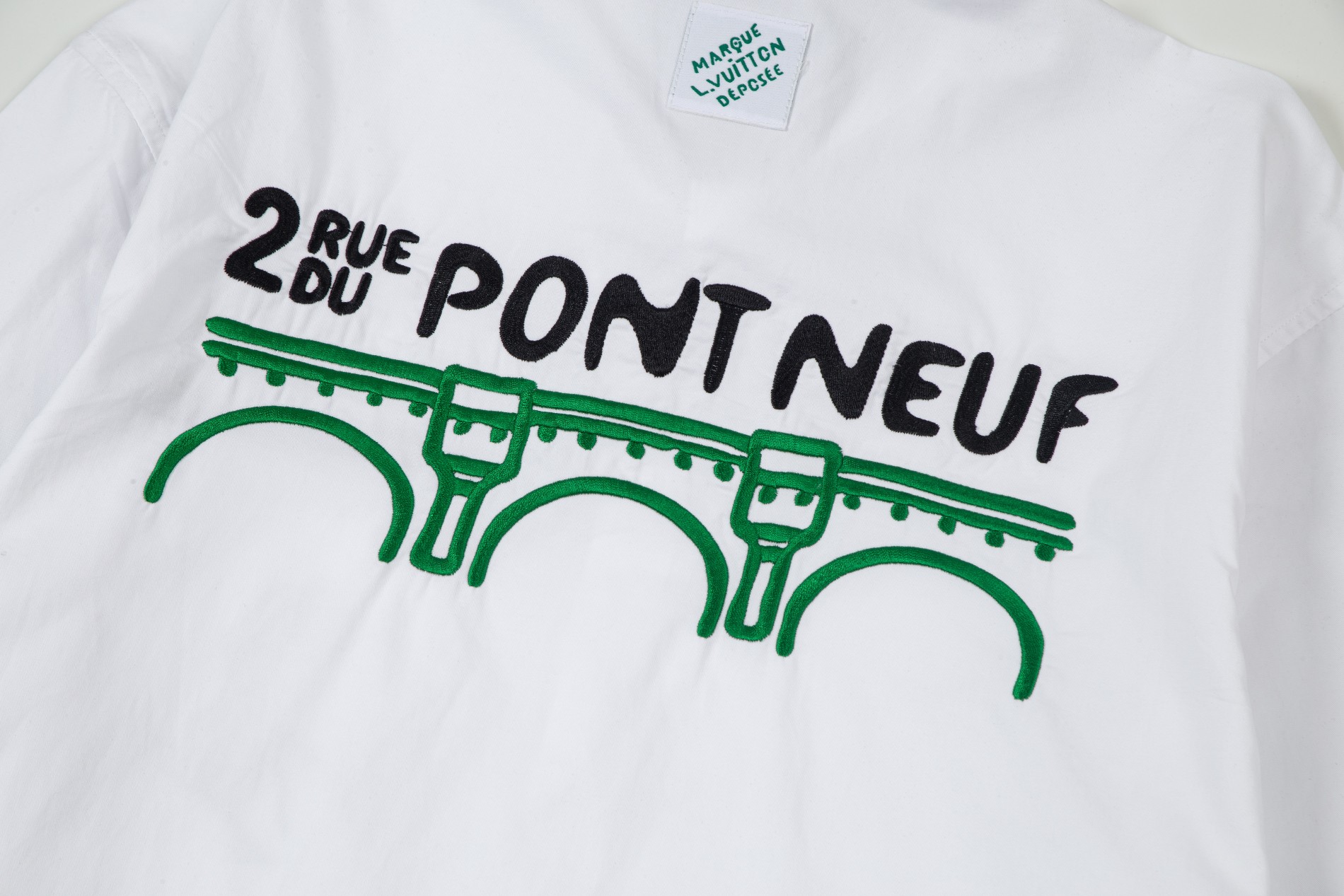 【LOUIS VUITTON 公式旗艦店】ルイヴィトン  シャツ  ご好評に付き再入荷 240715