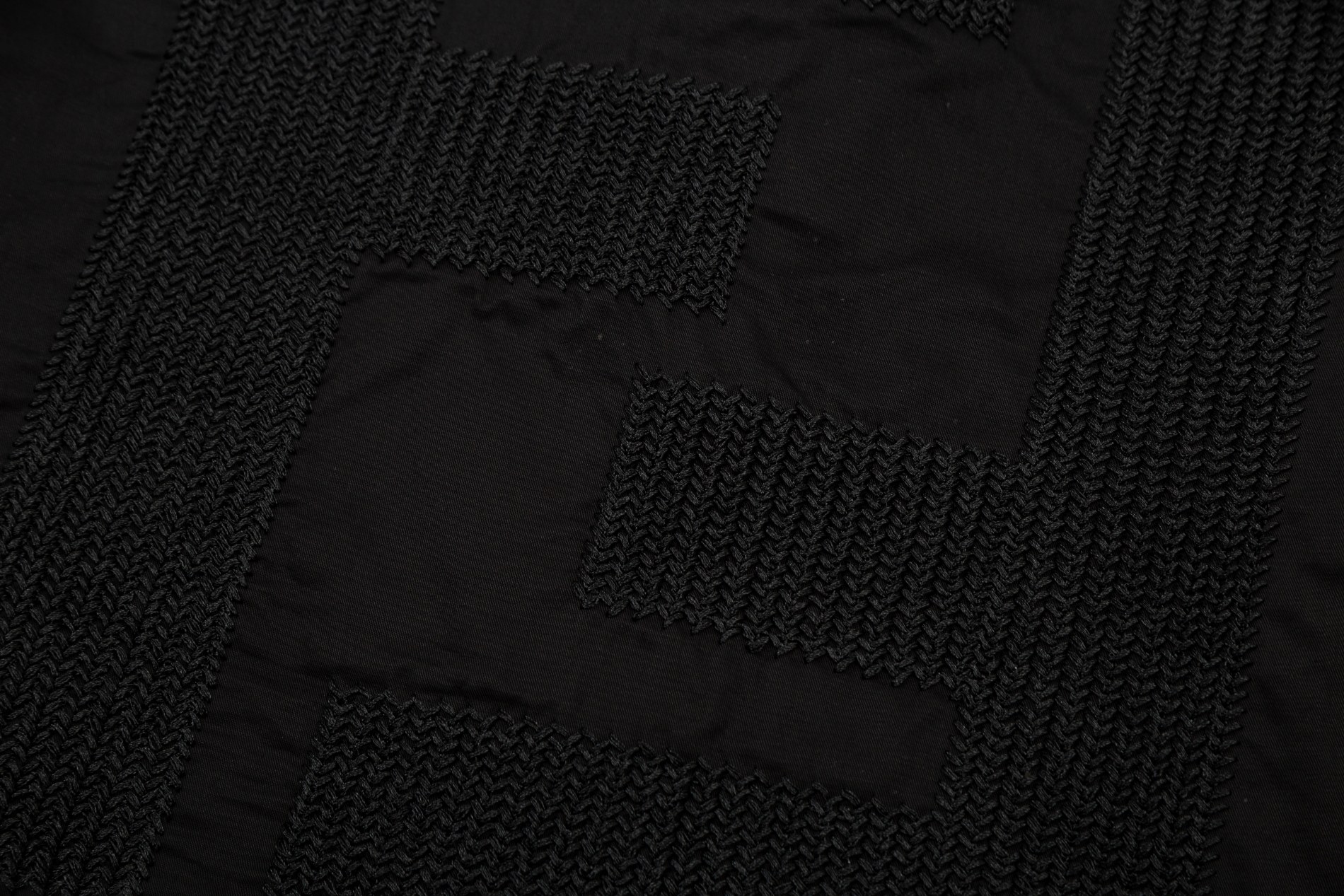 【FENDI 公式旗艦店】フェンディ  シャツ  ご好評に付き再入荷 240716