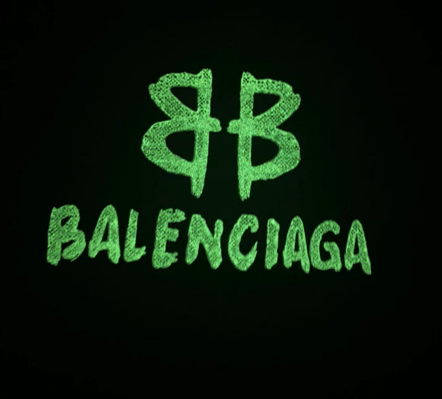 【BALENCIAGA 公式旗艦店】バレンシアガ  シャツ  ご好評に付き再入荷 240715