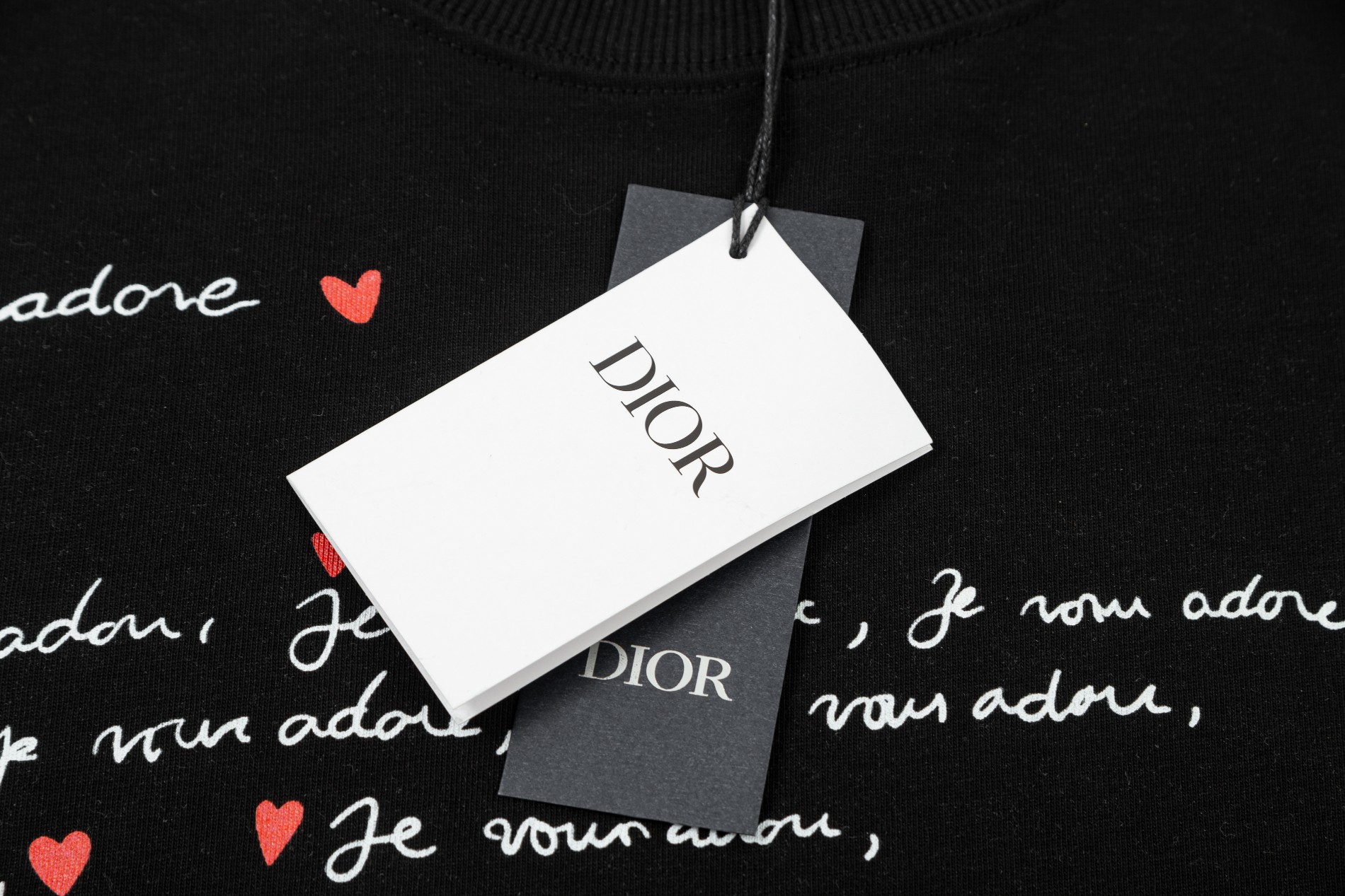 【DIOR 公式旗艦店】ディオール  Tシャツ ご好評に付き再入荷！