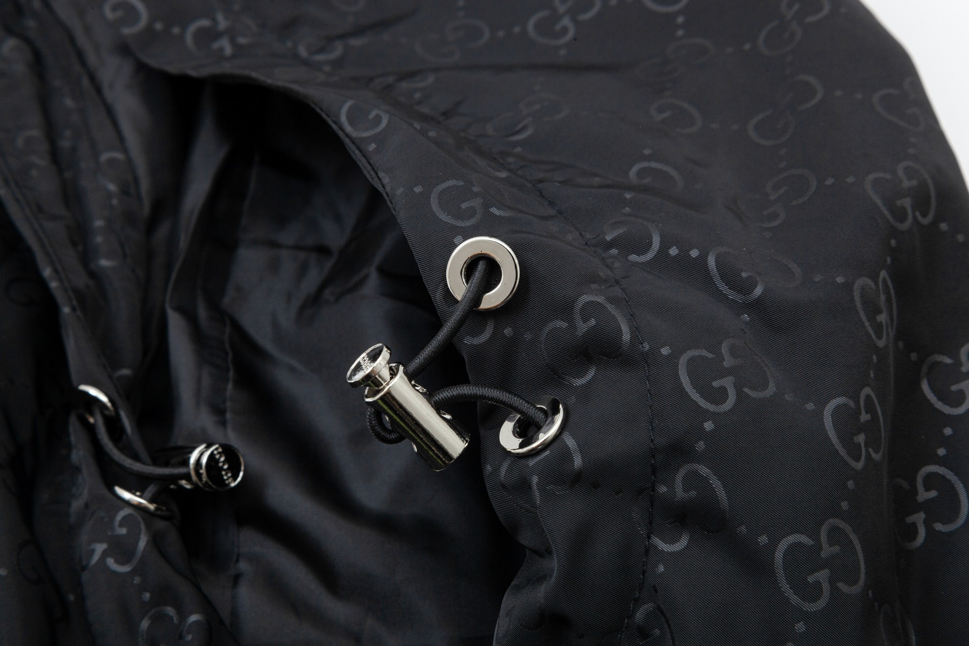 【MONCLER  公式旗艦店】モンクレール  ジャケット着 好評に付き再入荷 240826