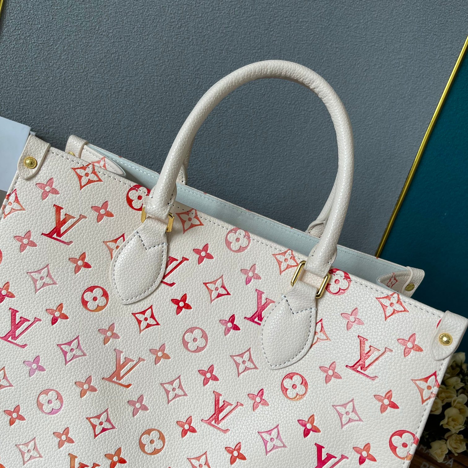 【LOUIS VUITTON 公式旗艦店】ルイヴィトン  ハンドバッグ  当日出荷 好評に付き再入荷！34*27*14CM   270911
