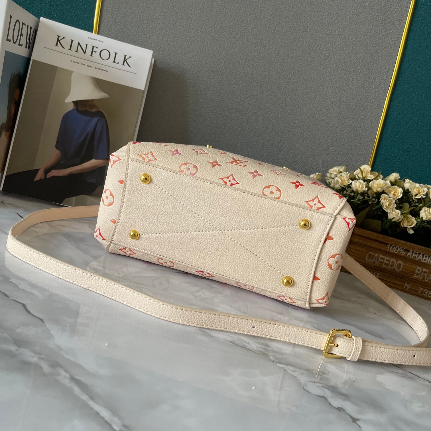 【LOUIS VUITTON 公式旗艦店】ルイヴィトン  ハンドバッグ  当日出荷 好評に付き再入荷！29*20*13CM   270911