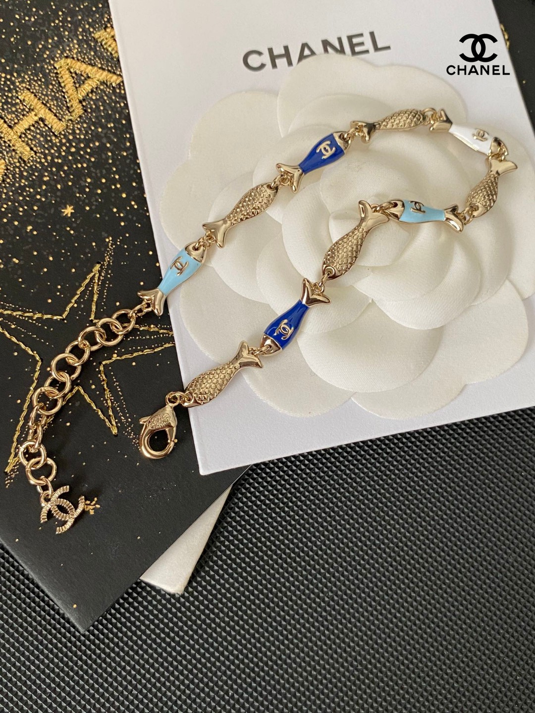 【CHANEL】ブレスレット  ファッションオールマッチ 240814