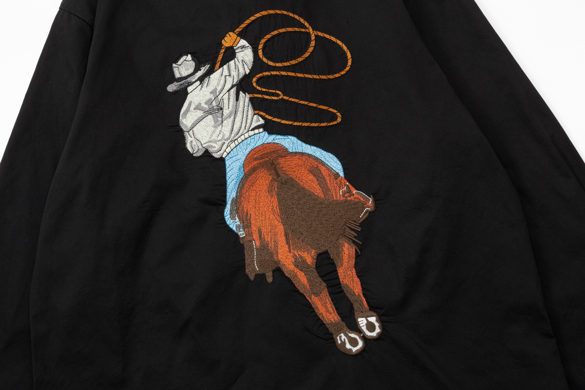 【LOUIS VUITTON 公式旗艦店】ルイヴィトン  シャツ  ご好評に付き再入荷 240811