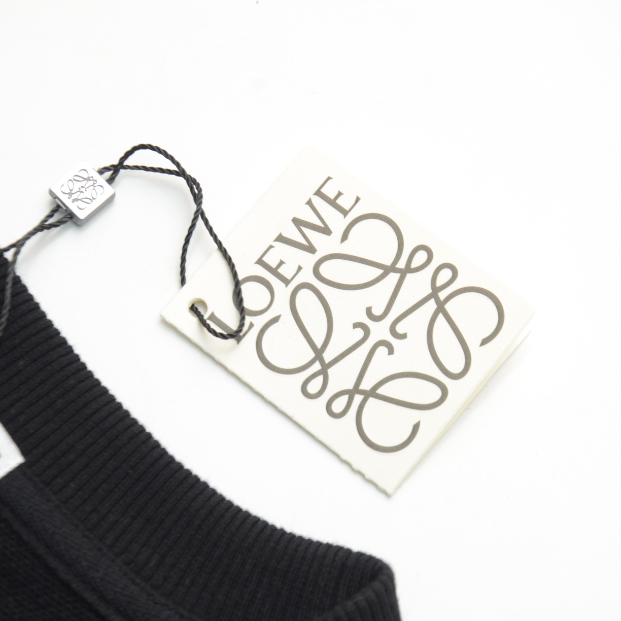 【LOEWE 公式旗艦店】ロエベ  丸首の衛衣  スウェットご好評に付き再入荷！