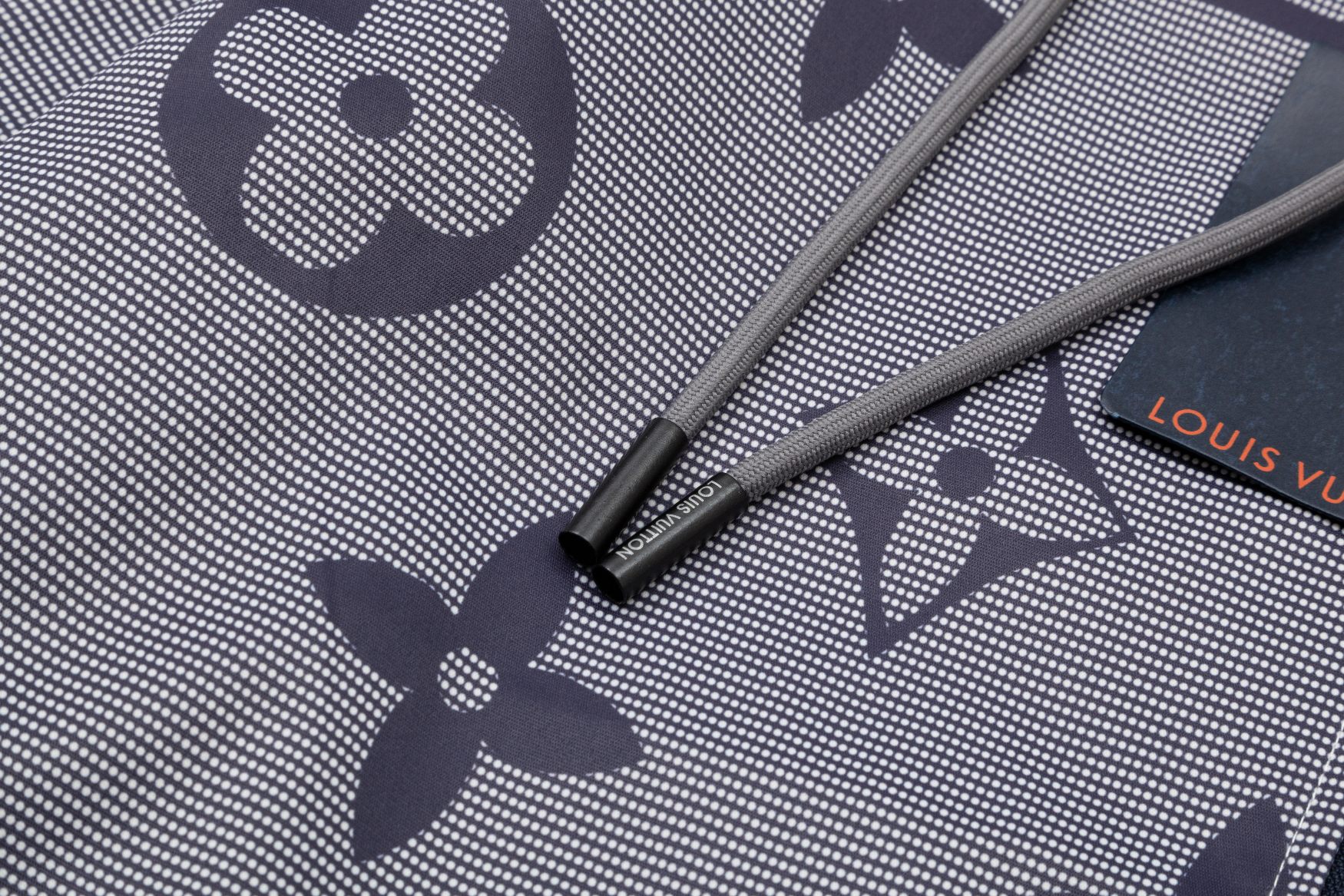 【LOUIS VUITTON  公式旗艦店】ルイヴィトン  ジャケット着 好評に付き再入荷！
